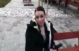 شقراء موقع سكس اجنبي اسلوب هزلي