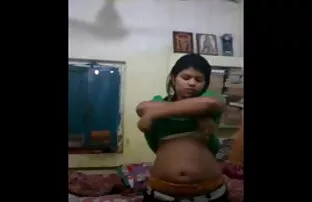 الكثير من نائب الرئيس على مواقع افلام اباحية اجنبية وجه الفتاة
