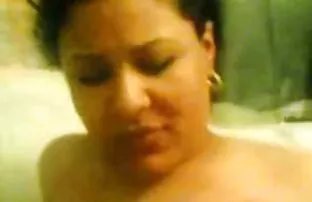 ووضعها في التدبير مواقع سكس اجنبي hd