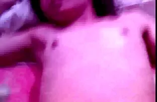 نائب موقع سكس افلام اجنبي الرئيس على الرقبة